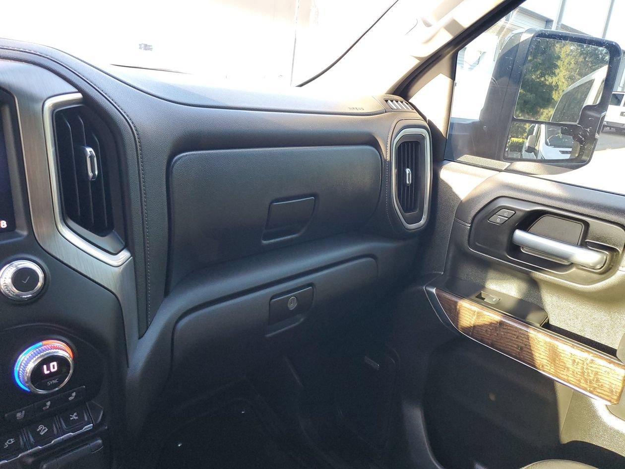 Used 2021 GMC Sierra 2500 Denali w/ Denali Black Diamond Edition AWD/4WD image 27