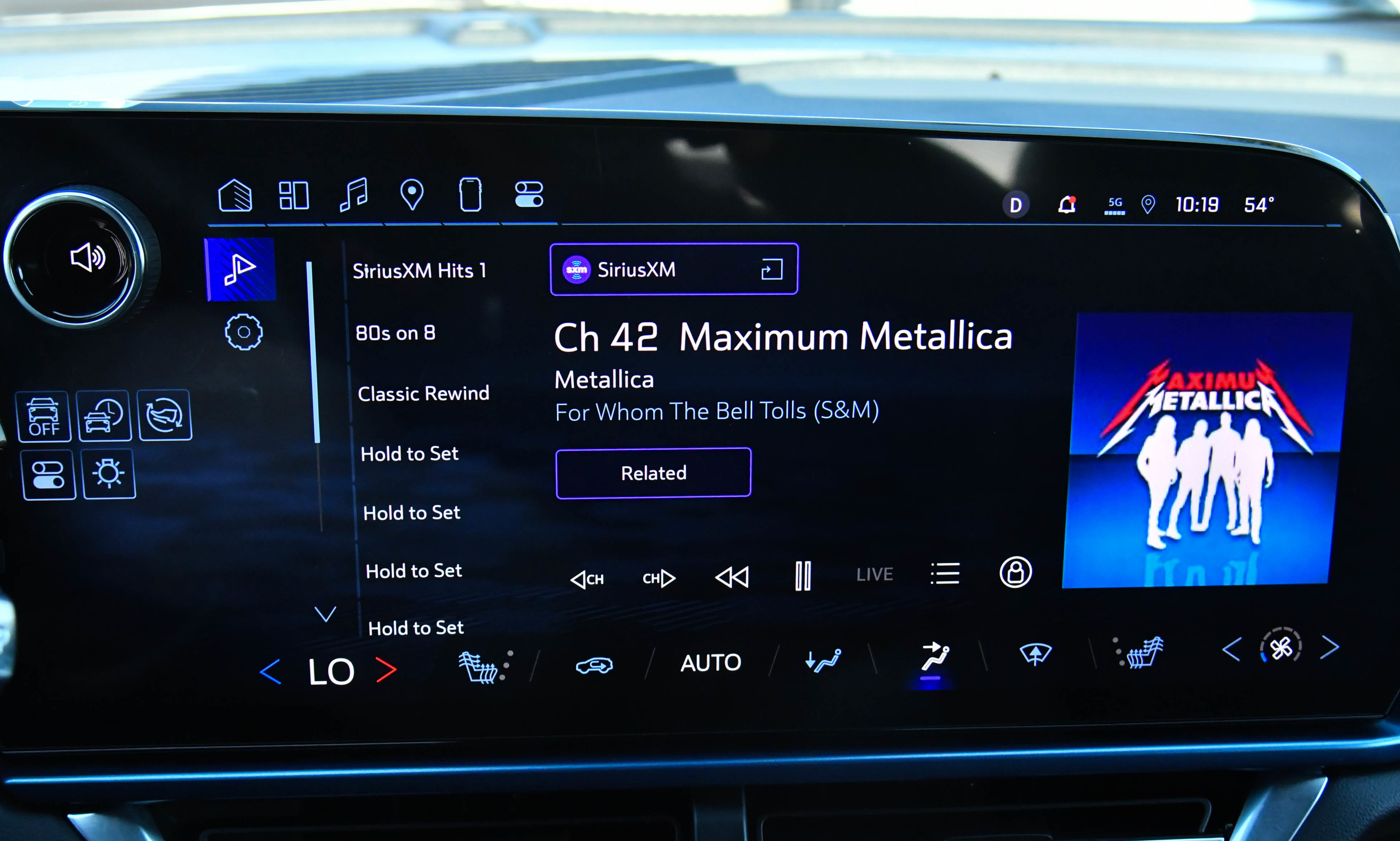 Used 2024 Chevrolet Equinox EV LT w/ LPO, Trailering Package image 26