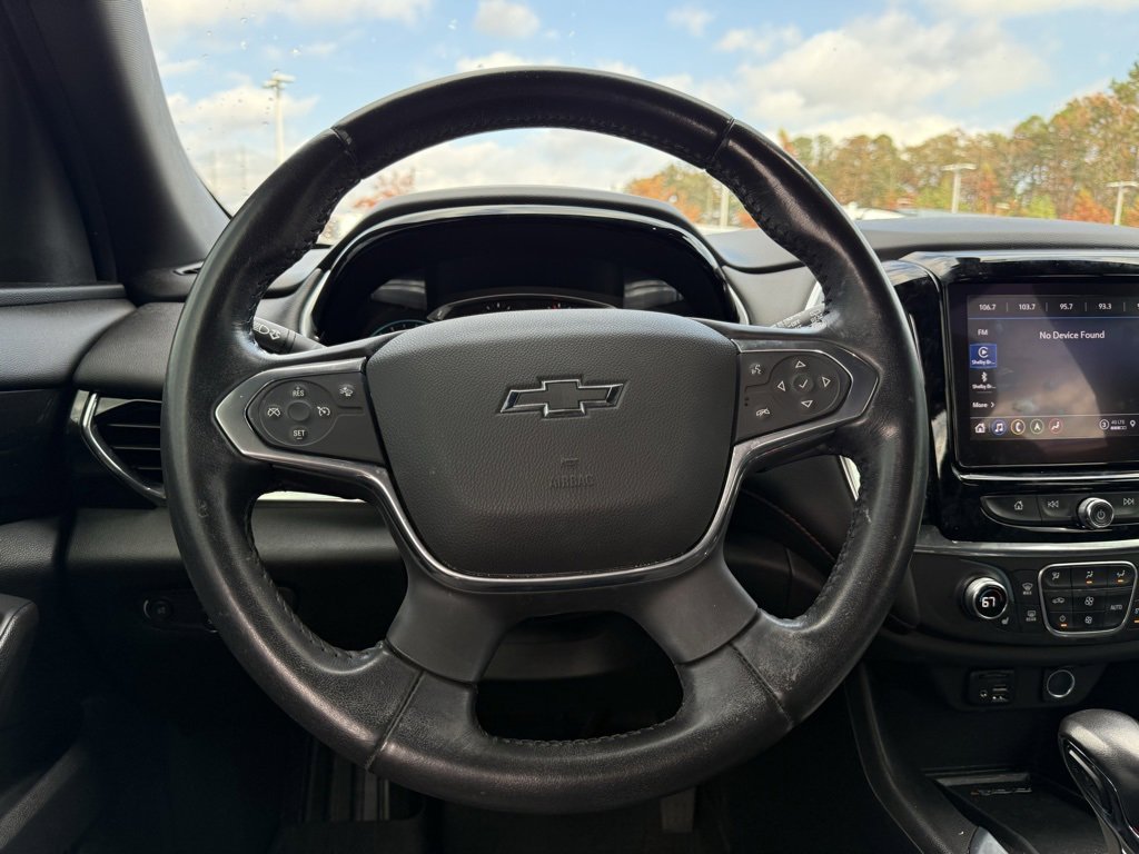 Used 2022 Chevrolet Traverse RS image 14