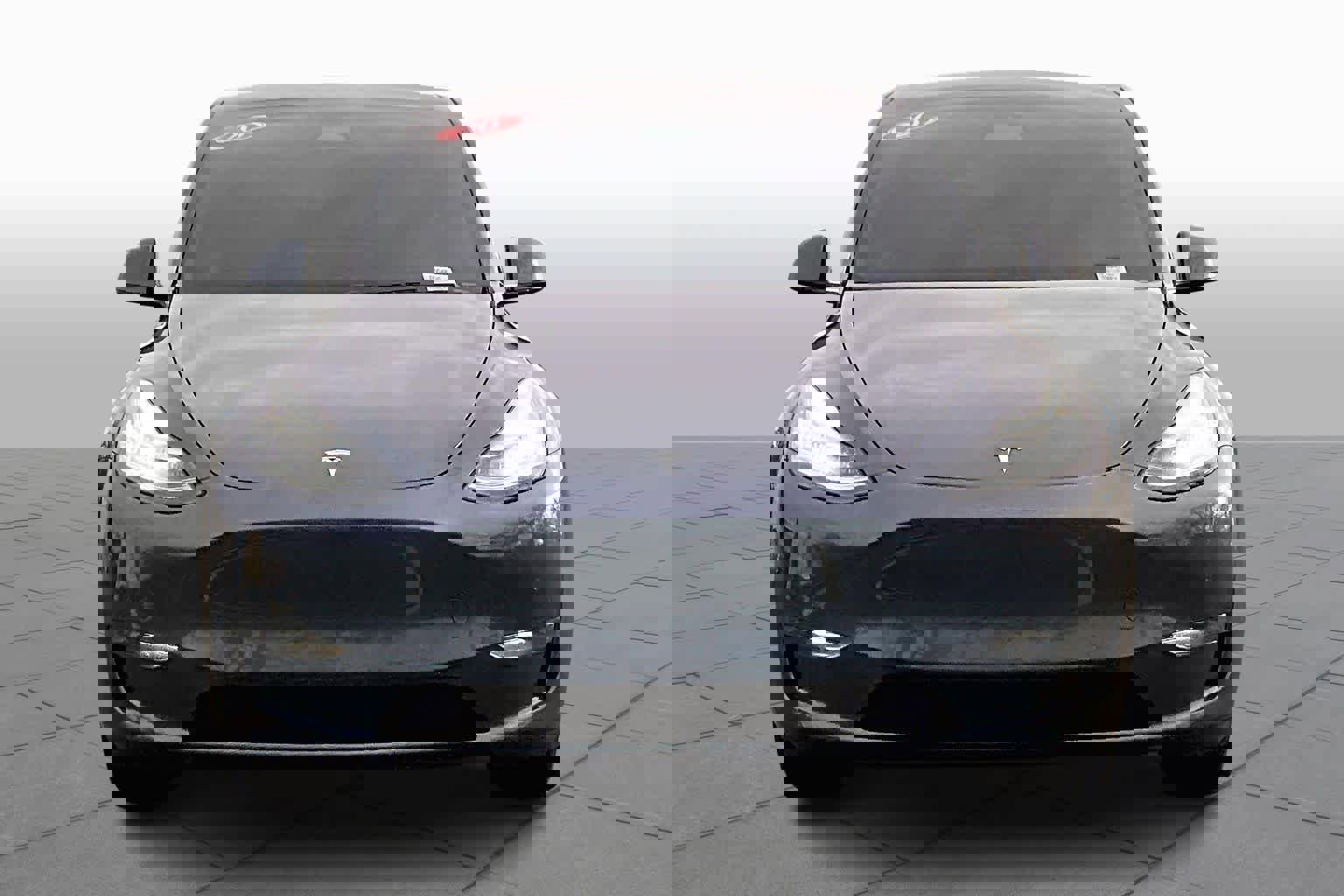 Used 2020 Tesla Model Y Long Range image 3