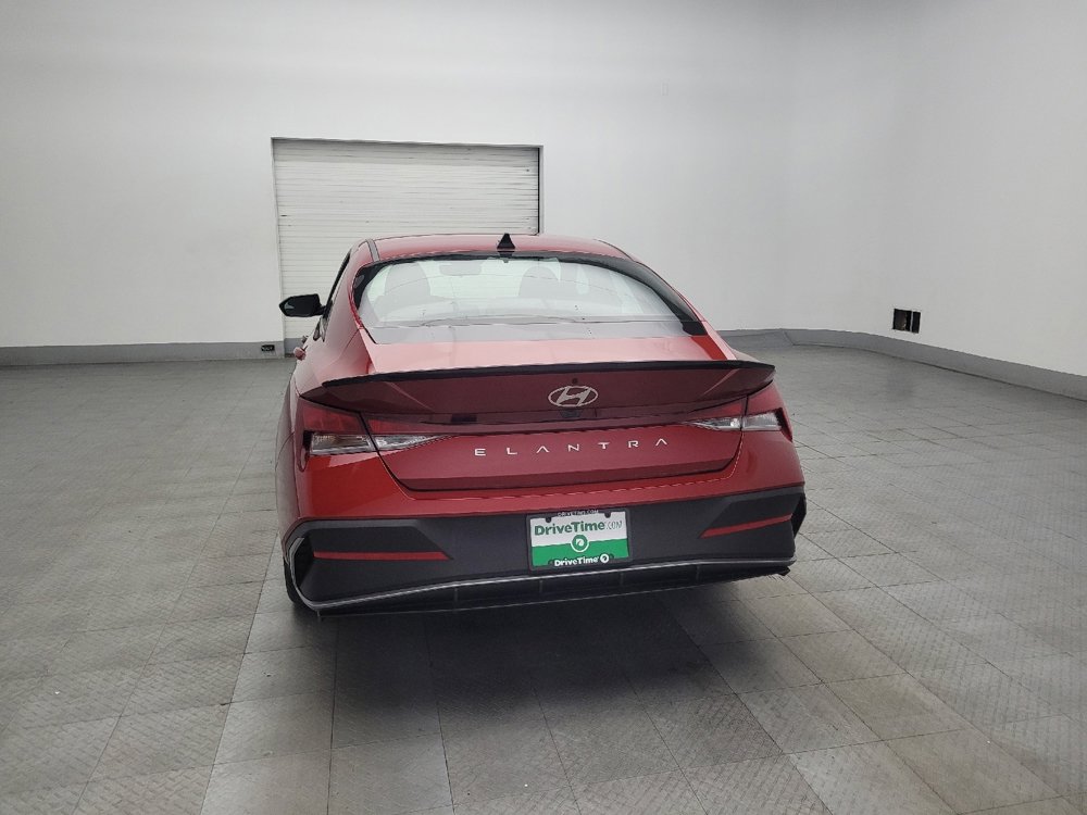 Used 2025 Hyundai Elantra Sport image 6