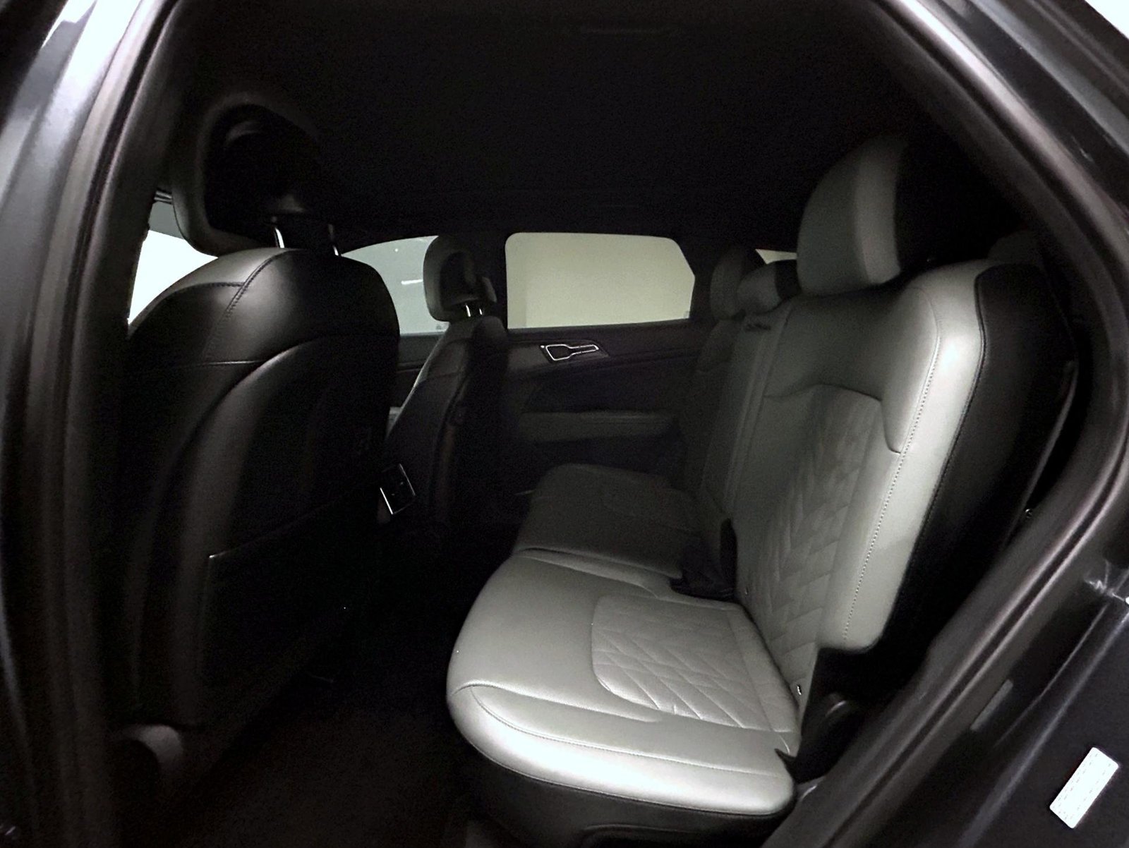 Used 2023 Kia Sportage X-Line w/ X-Line Premium Package AWD/4WD image 19