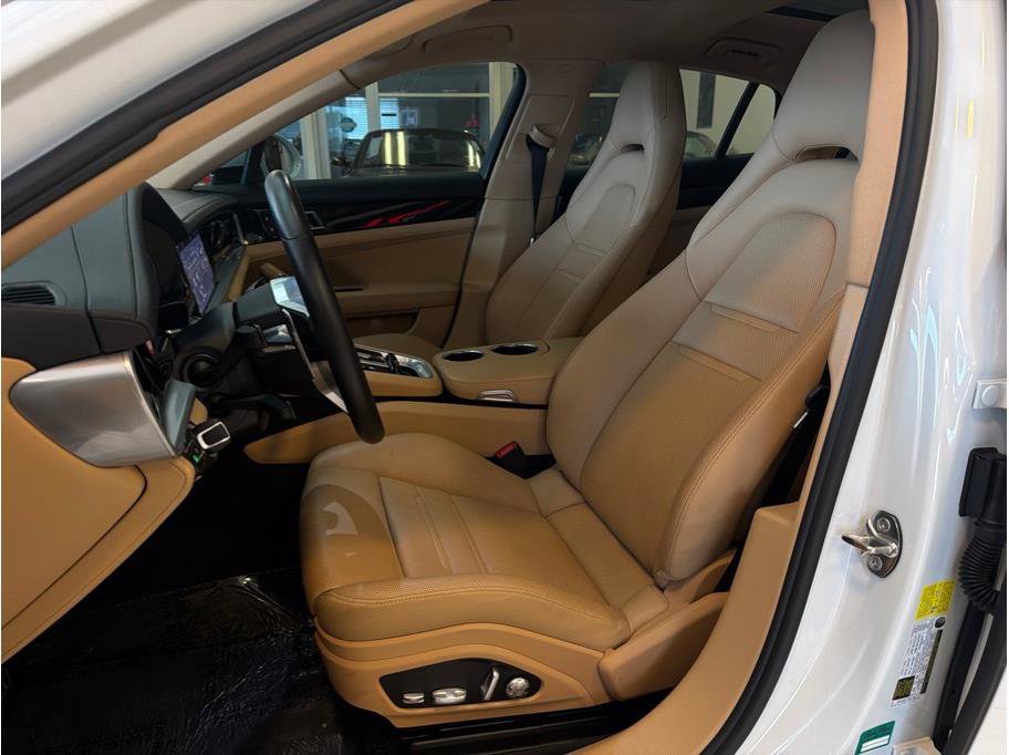 Used 2019 Porsche Panamera 4 AWD/4WD image 25