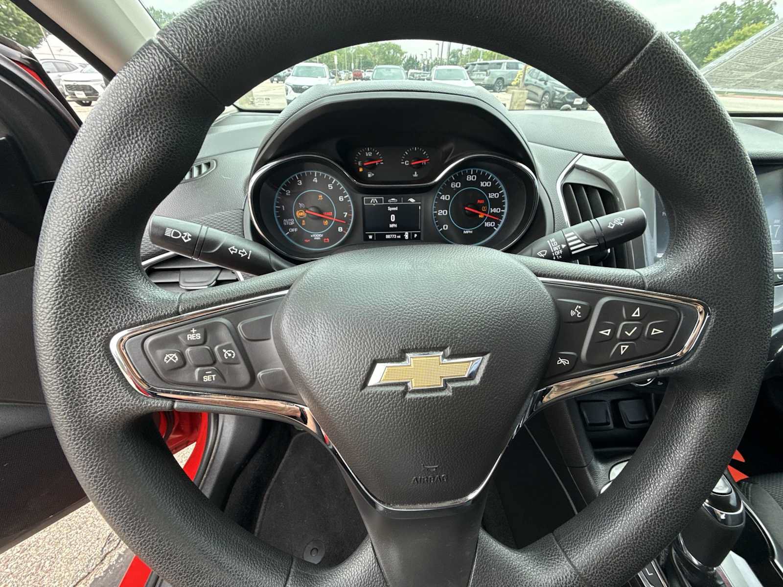 Used 2017 Chevrolet Cruze LT w/ Convenience Package FWD image 11