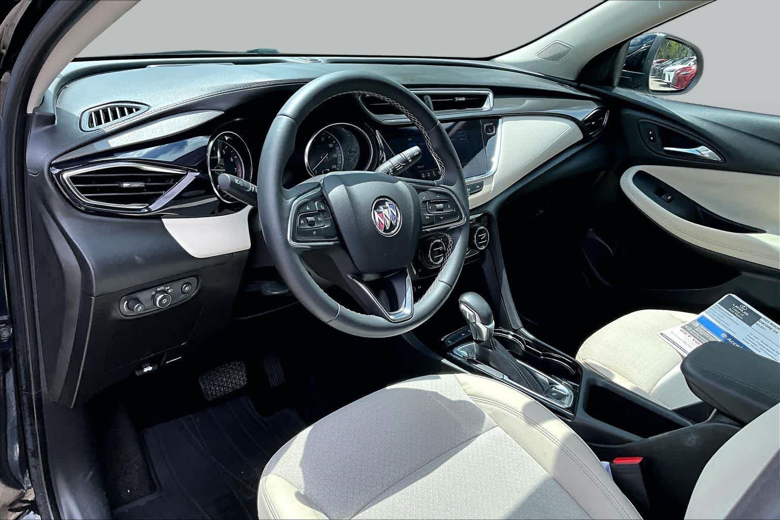 Used 2023 Buick Encore GX Select w/ Sport Touring Package FWD image 18