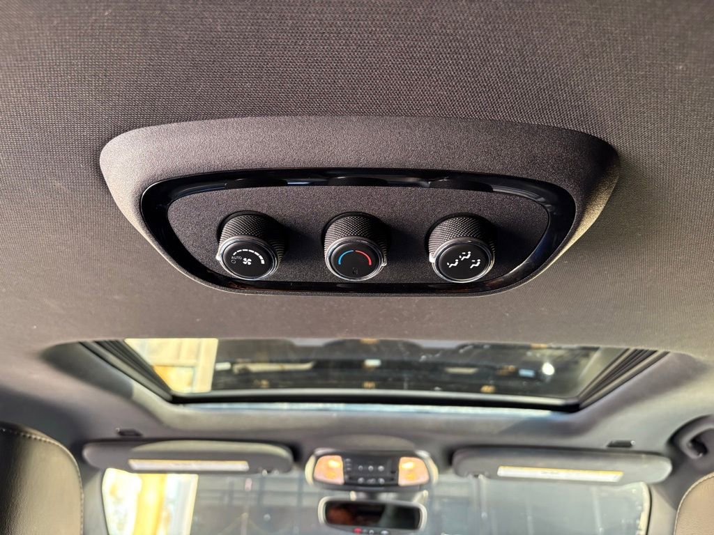 Used 2023 Dodge Durango R/T image 45