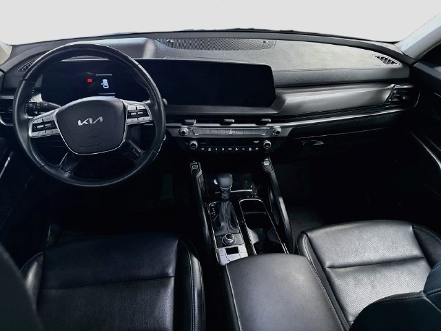Certified 2024 Kia Telluride S w/ S Sunroof Package AWD/4WD image 28