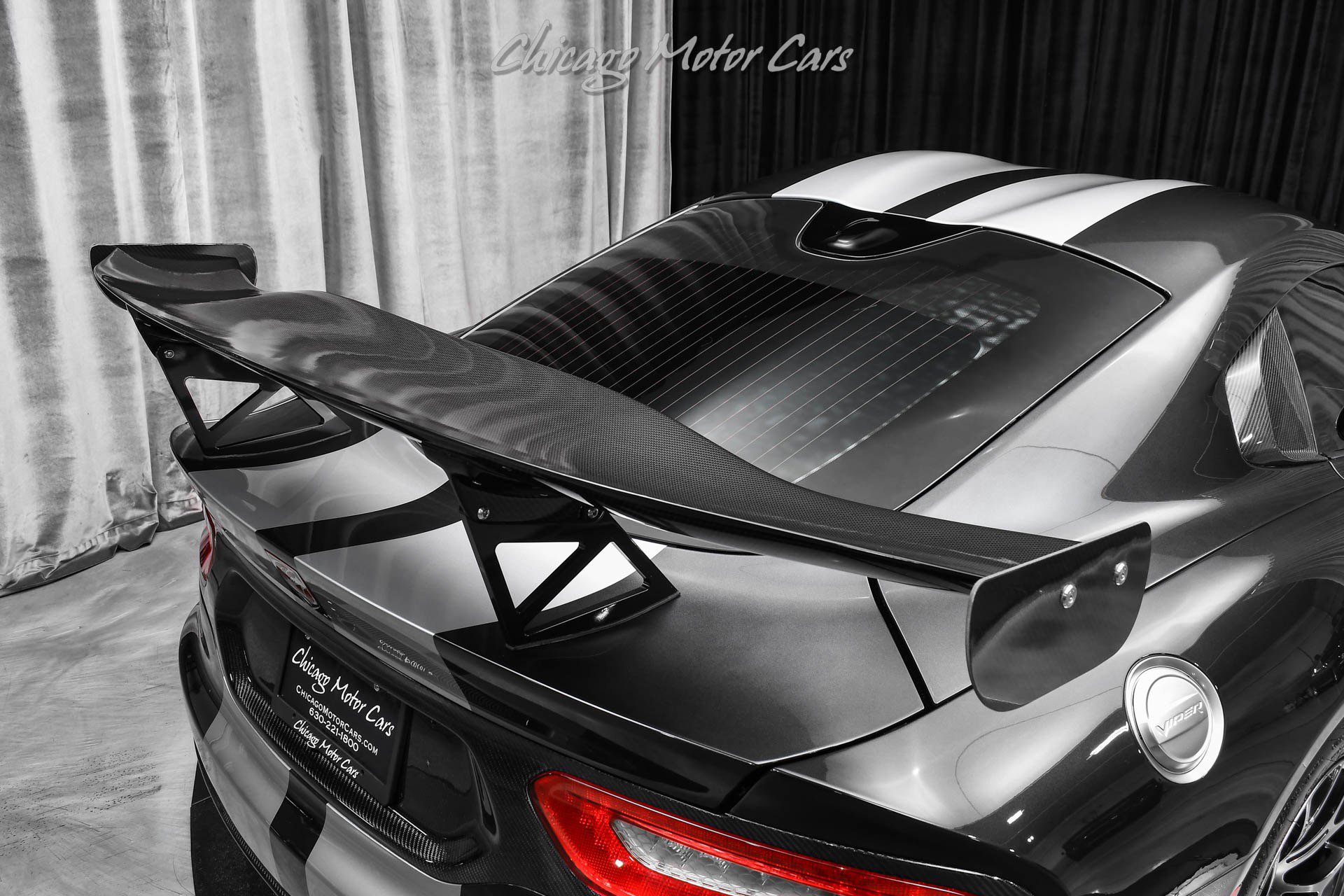 Used 2013 SRT Viper GTS w/ GTS Laguna Interior Pkg image 35