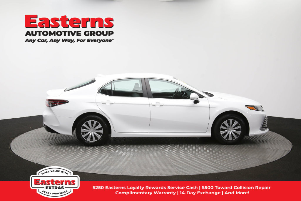 Used 2023 Toyota Camry LE FWD image 40