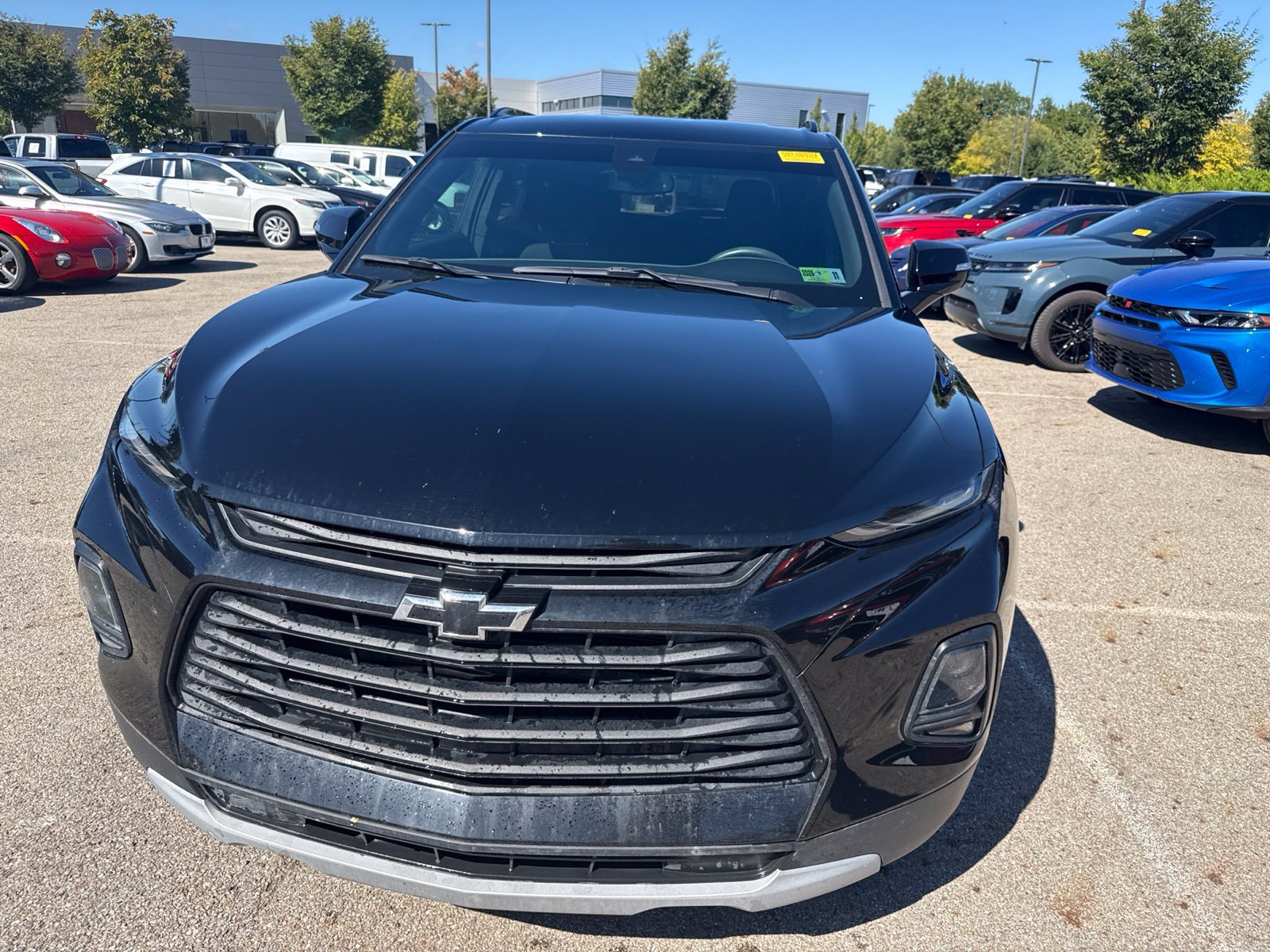 Used 2022 Chevrolet Blazer LT FWD image 2