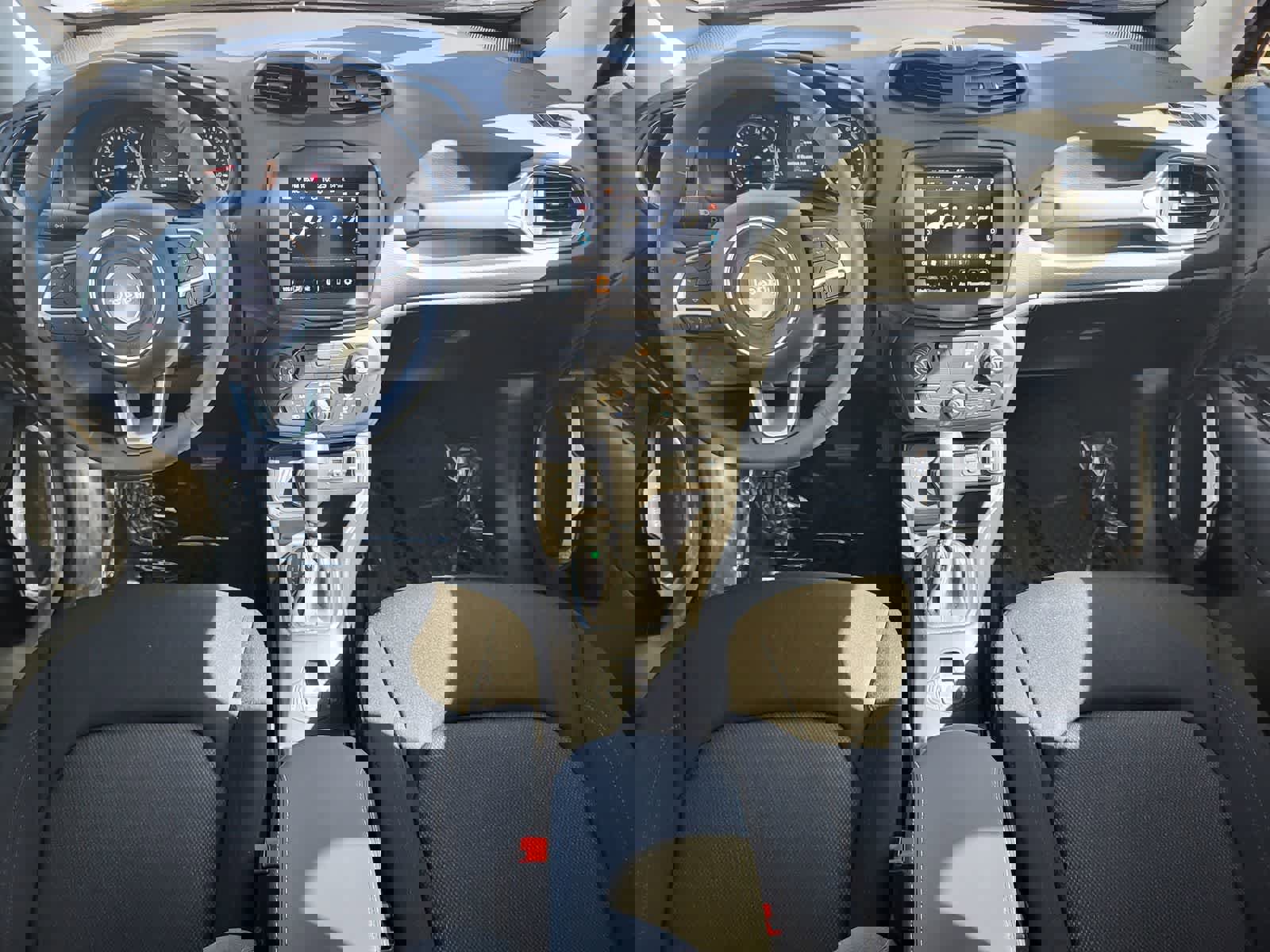 Used 2023 Jeep Renegade Latitude AWD/4WD image 25