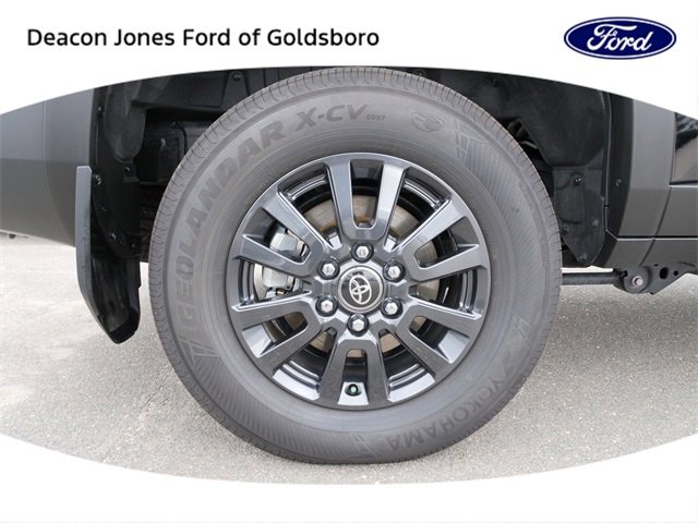 Used 2025 Toyota Land Cruiser 1958 image 9