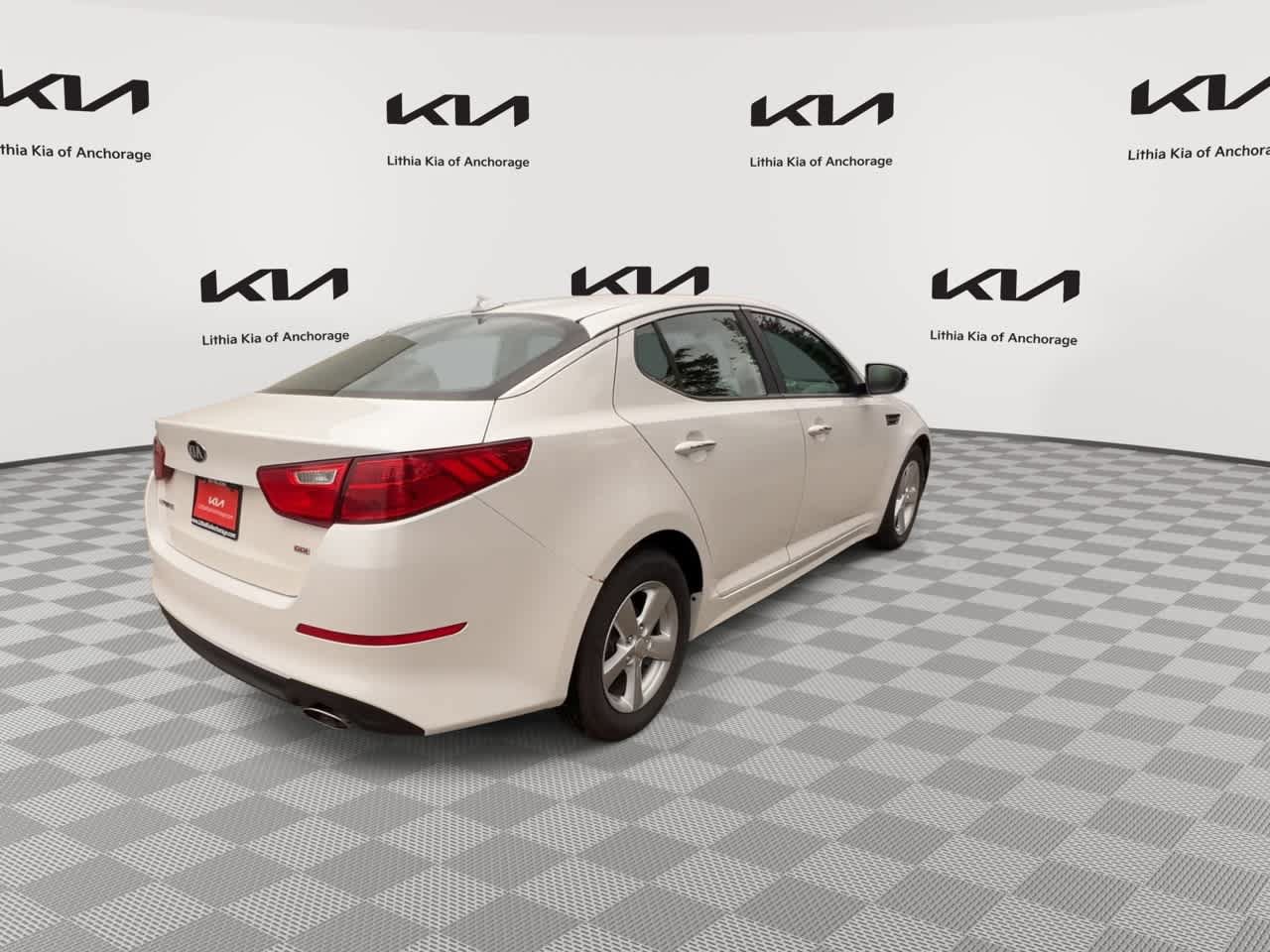 Used 2015 Kia Optima LX FWD image 9