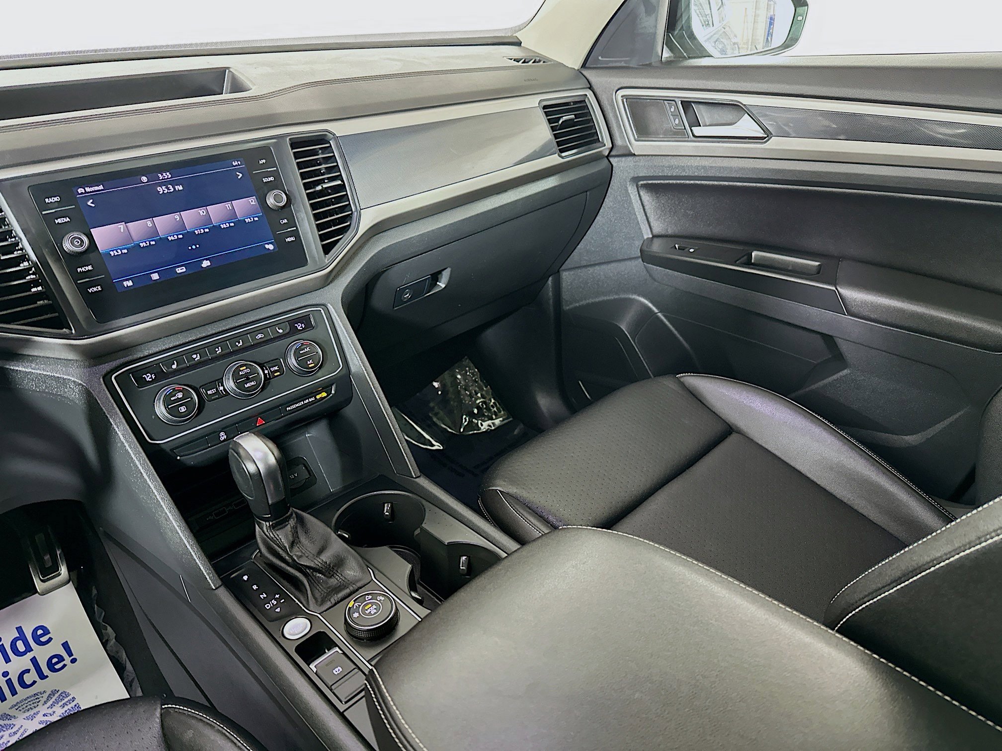 Used 2021 Volkswagen Atlas SE w/ Panoramic Sunroof Package image 22