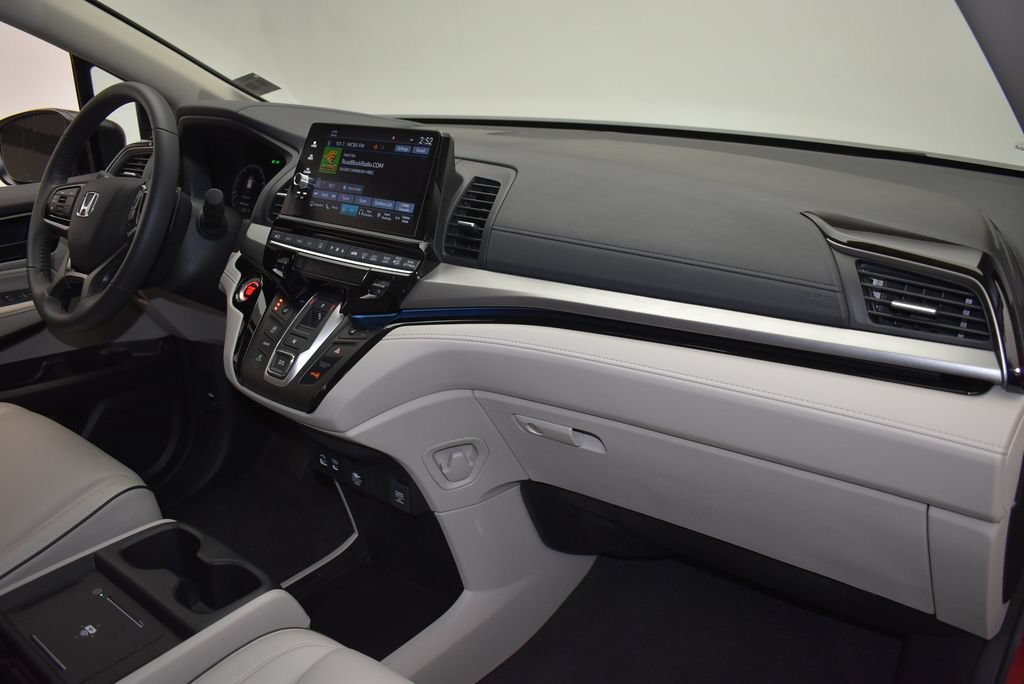 Used 2025 Honda Odyssey Touring image 30