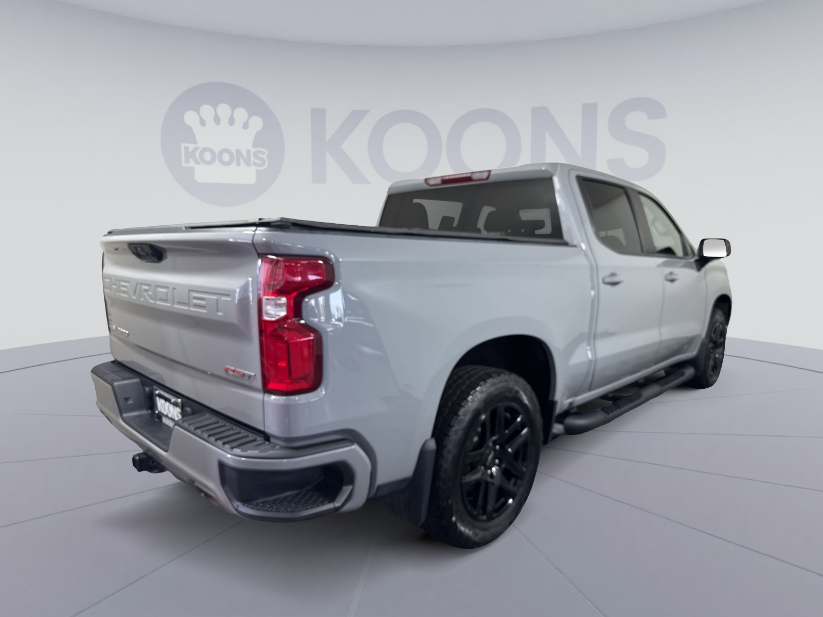 Used 2024 Chevrolet Silverado 1500 RST AWD/4WD image 7