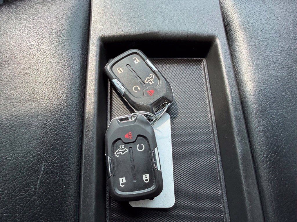 Used 2021 Chevrolet Silverado 1500 RST w/ Bed Protection Package AWD/4WD image 11