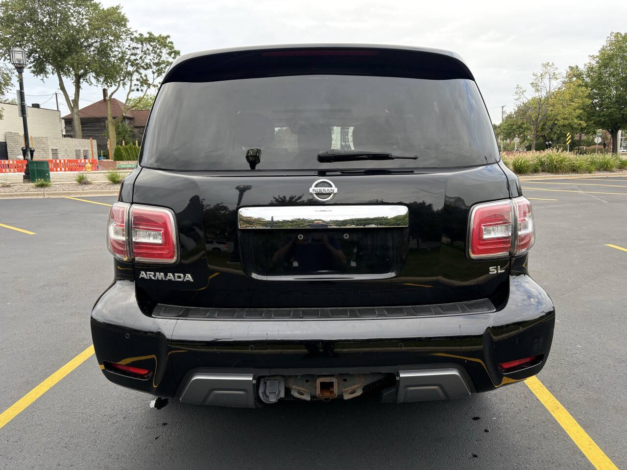 Used 2019 Nissan Armada SL w/ Premium Package AWD/4WD image 9