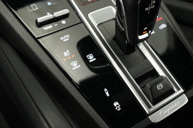 Used 2023 Porsche Cayenne Platinum Edition AWD/4WD image 44