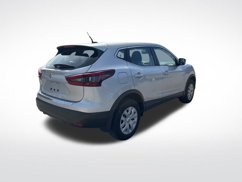 Used 2020 Nissan Rogue Sport S image 5
