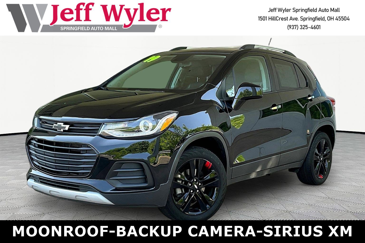 Used 2019 Chevrolet Trax LT w/ Sun & Sound Package AWD/4WD image 1