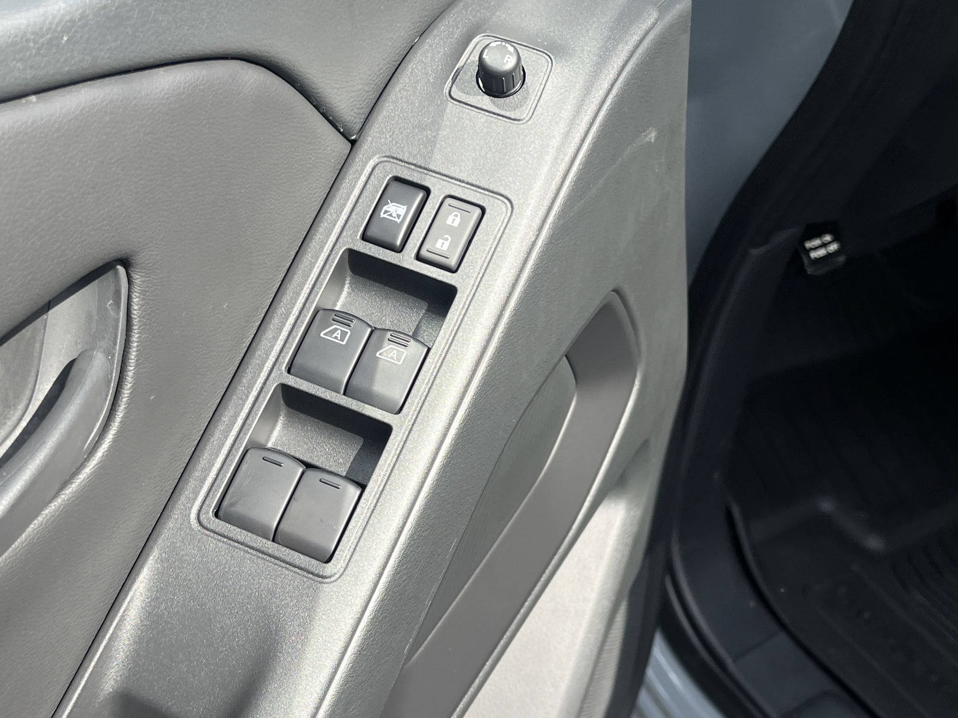 New 2026 Nissan Frontier SV w/ All-Weather Content Package RWD image 15