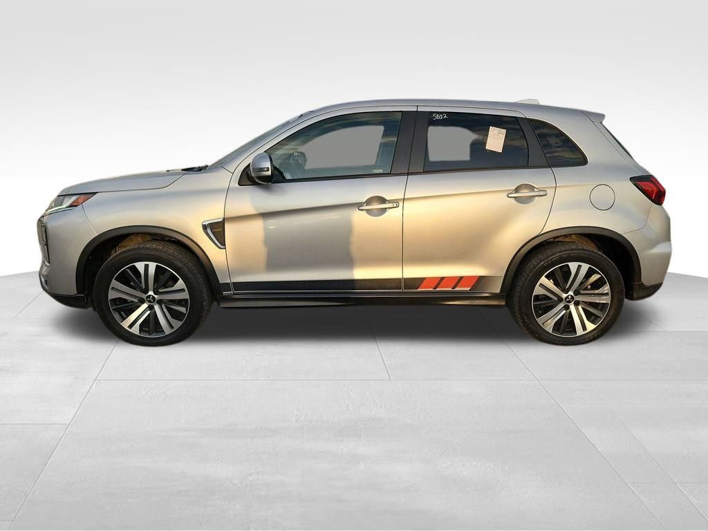 Used 2021 Mitsubishi Outlander Sport SE image 5