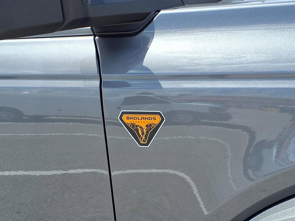 Used 2023 Ford Bronco Badlands w/ Sasquatch Package image 11