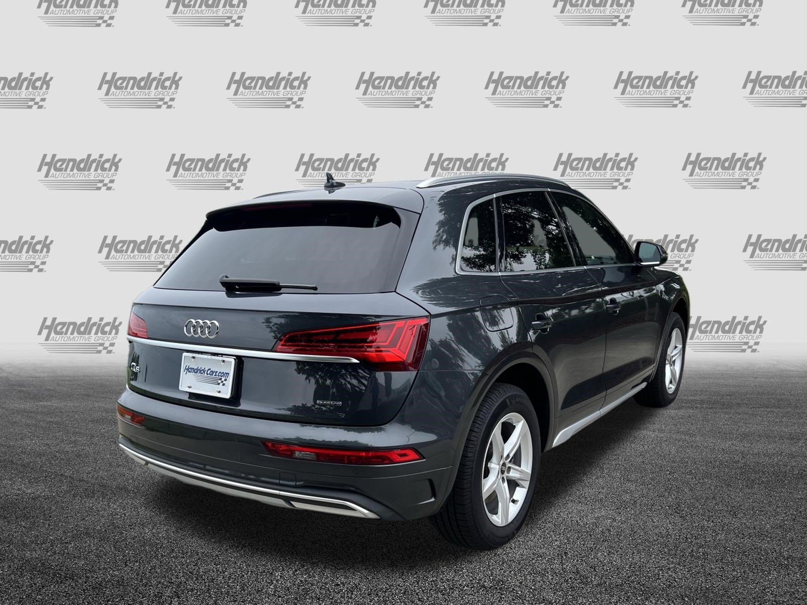 Used 2023 Audi Q5 2.0T Premium AWD/4WD image 9