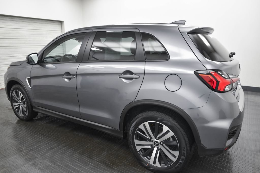 Used 2025 Mitsubishi Outlander Sport SE image 7