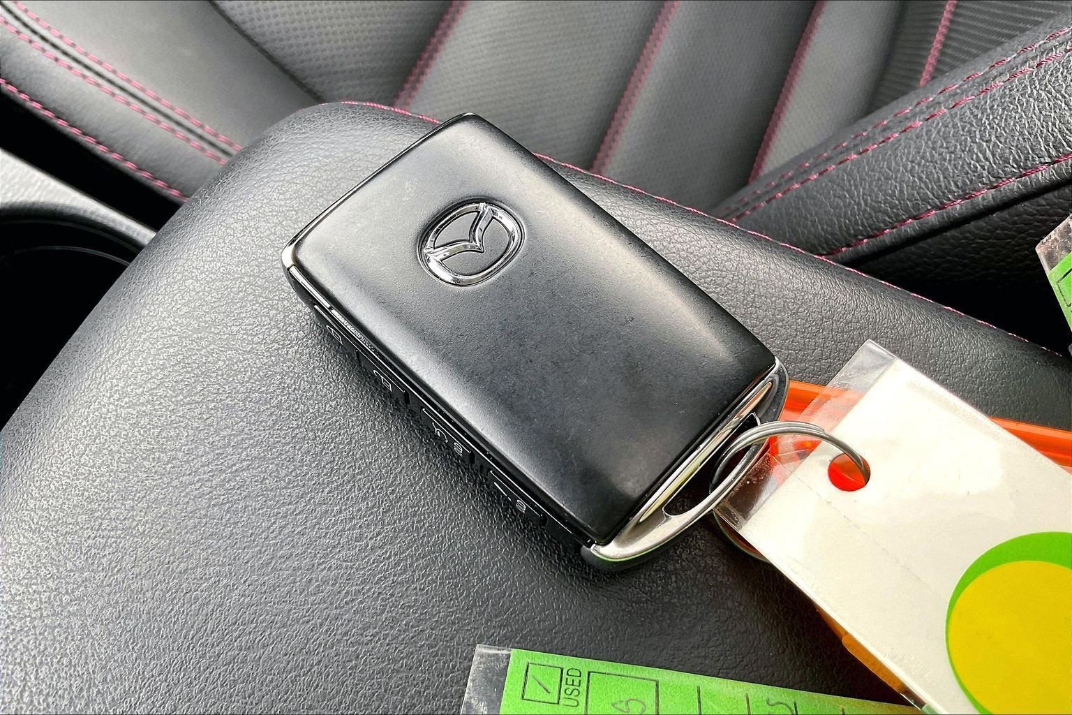 Used 2023 MAZDA CX-5 Carbon Edition image 13