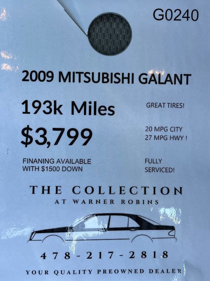 Used 2009 Mitsubishi Galant ES FWD image 2
