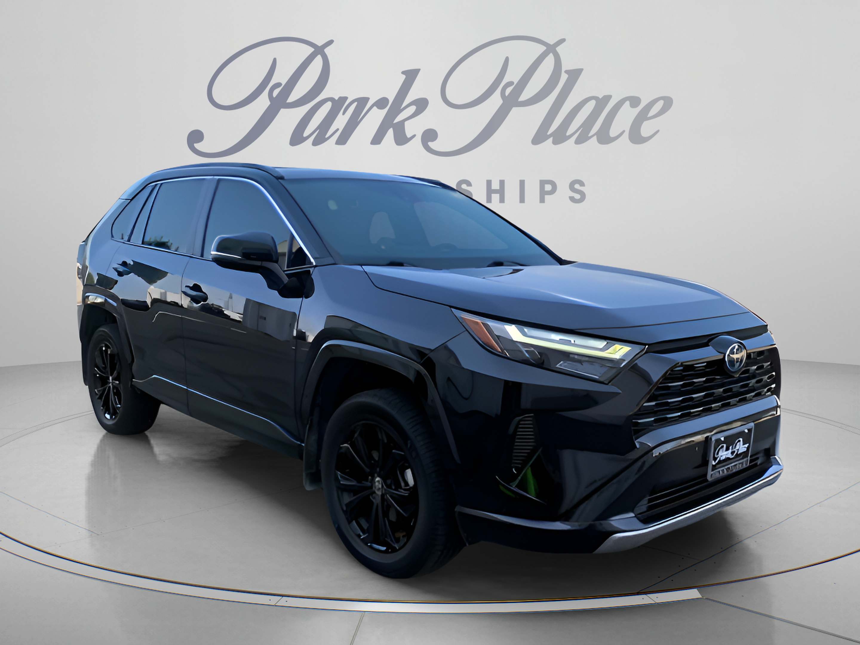 Used 2022 Toyota RAV4 SE AWD/4WD image 7