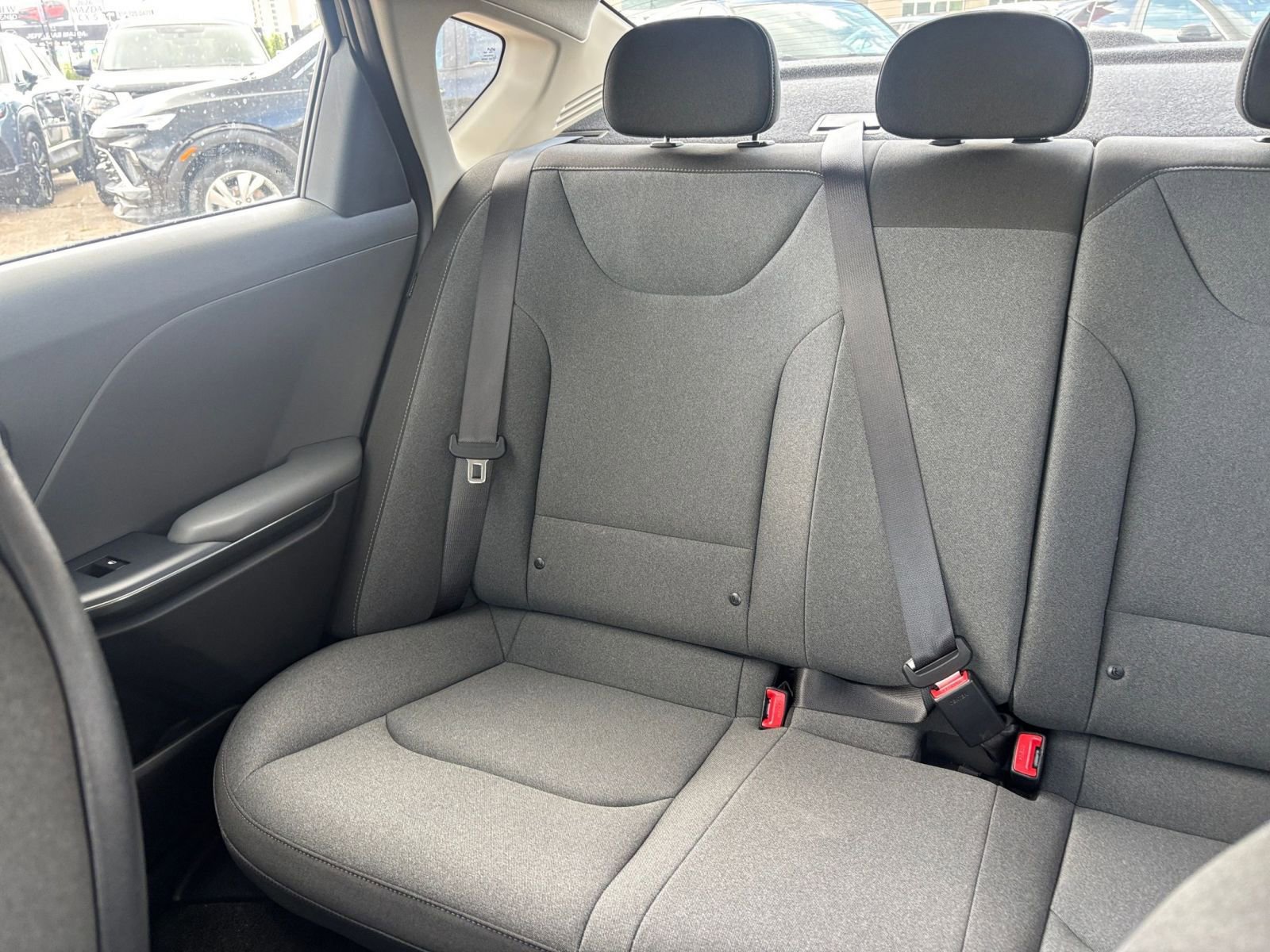 Used 2025 Kia K4 FWD image 38
