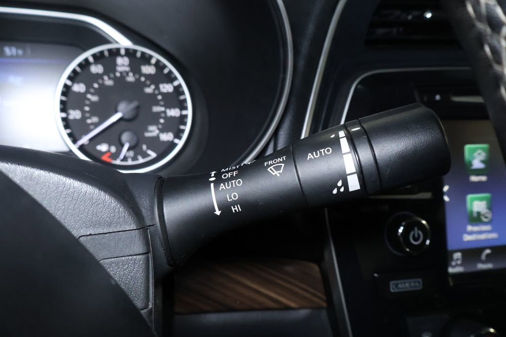 Used 2017 Nissan Maxima Platinum w/ Interior Lighting Package image 24