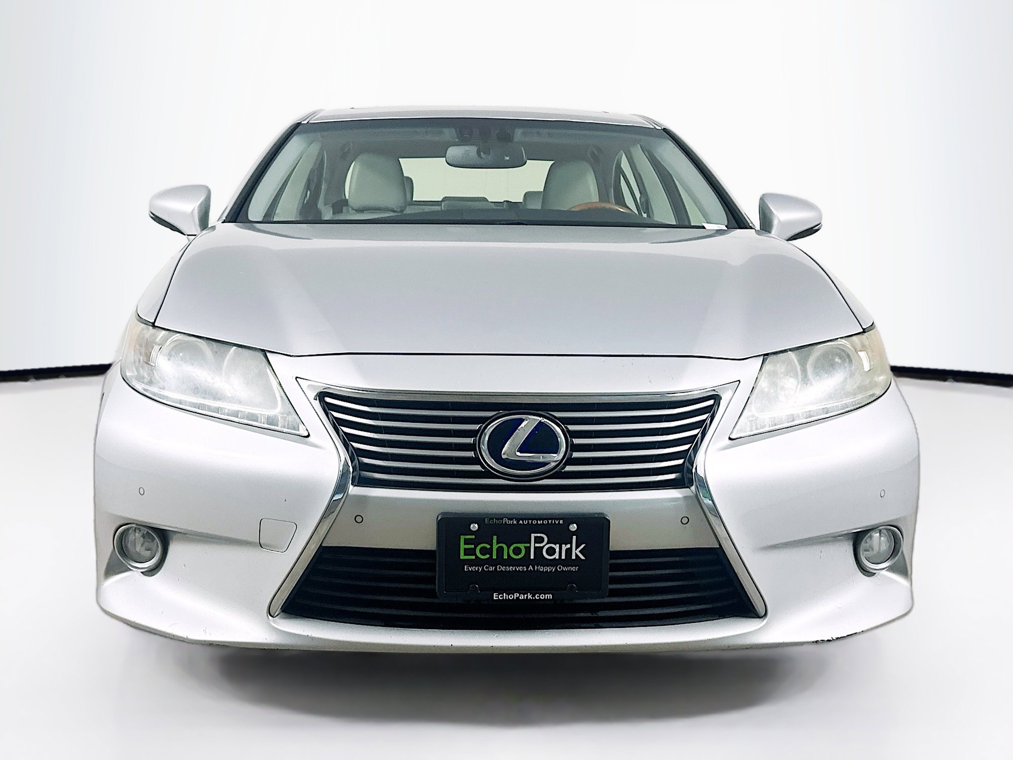 Used 2013 Lexus ES 300h w/ Luxury Pkg FWD image 2