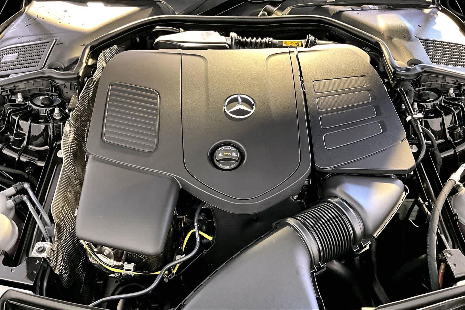New 2027 Mercedes-Benz CLE 300 4MATIC Coupe image 14