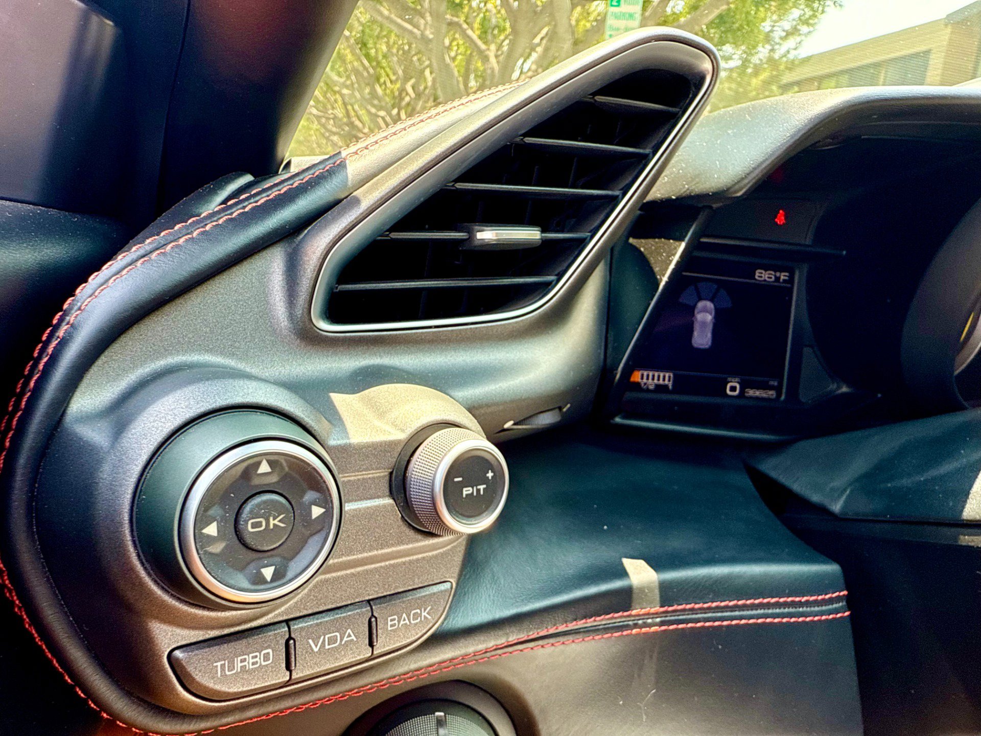 Used 2016 Ferrari 488 GTB image 46