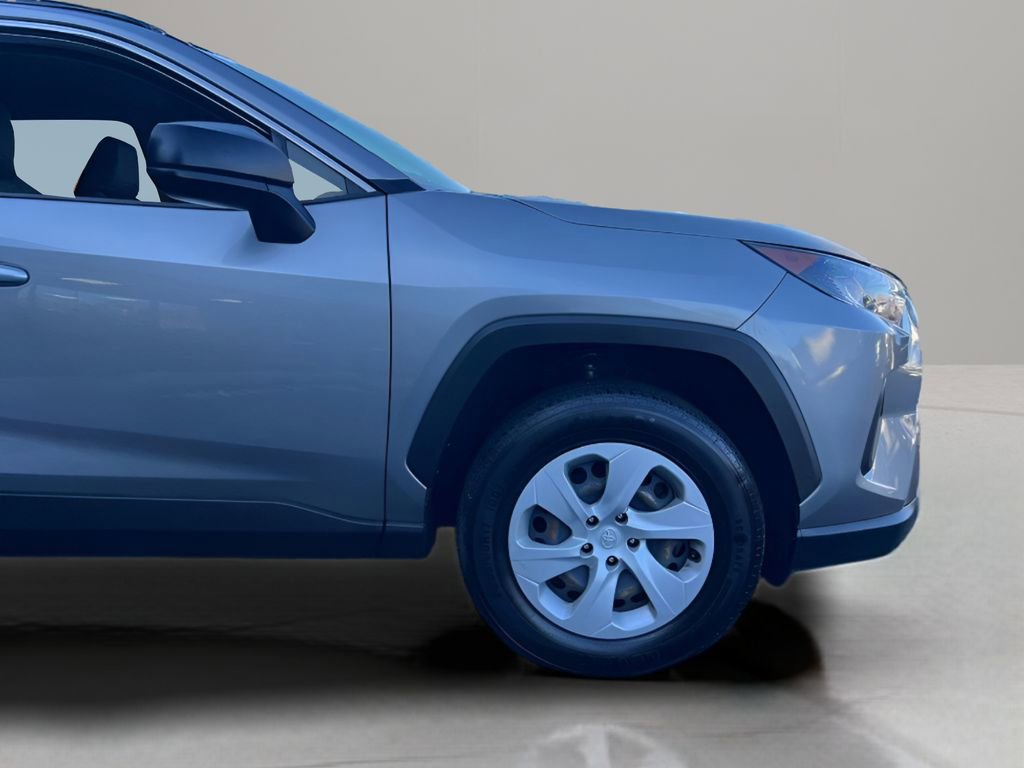 Used 2019 Toyota RAV4 LE image 24