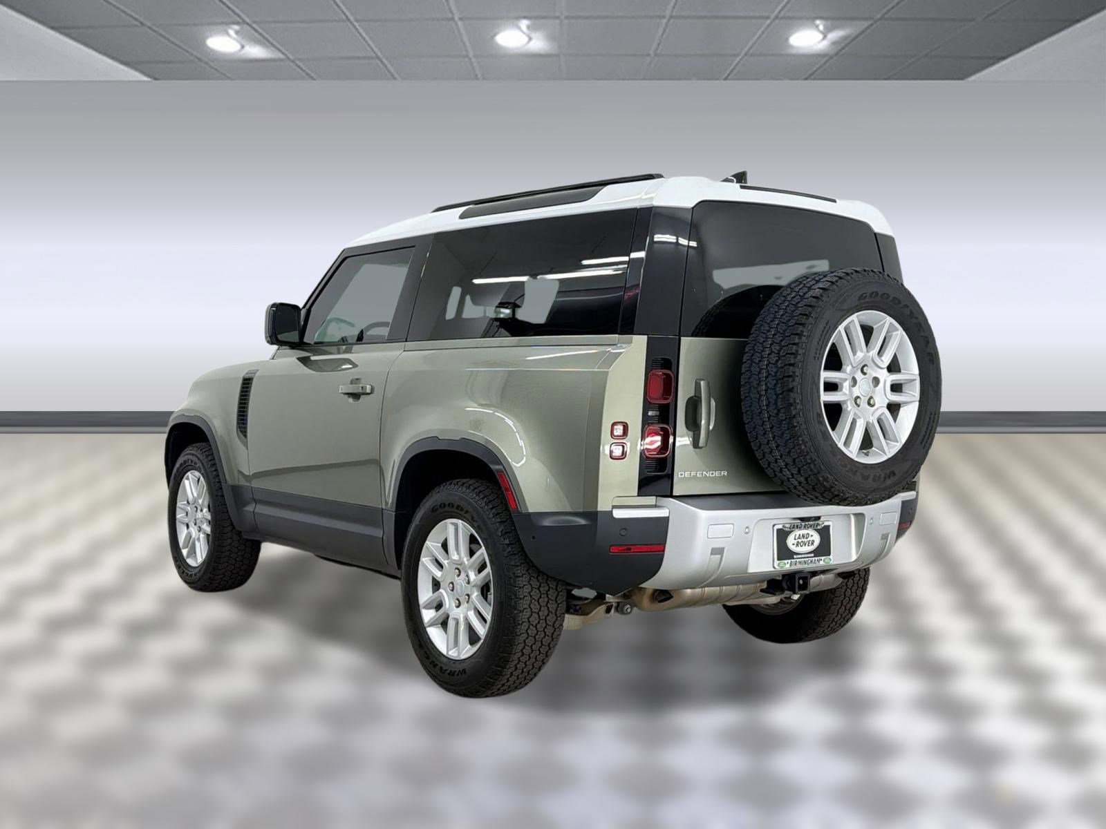 Used 2021 Land Rover Defender 90 S image 3