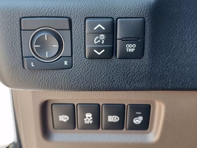 Used 2021 Lexus GX 460 Premium w/ Premium Package AWD/4WD image 25