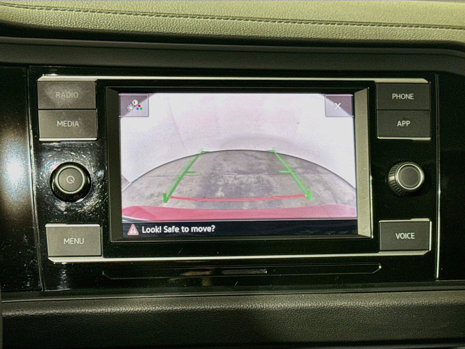 Used 2024 Volkswagen Jetta SE FWD image 11
