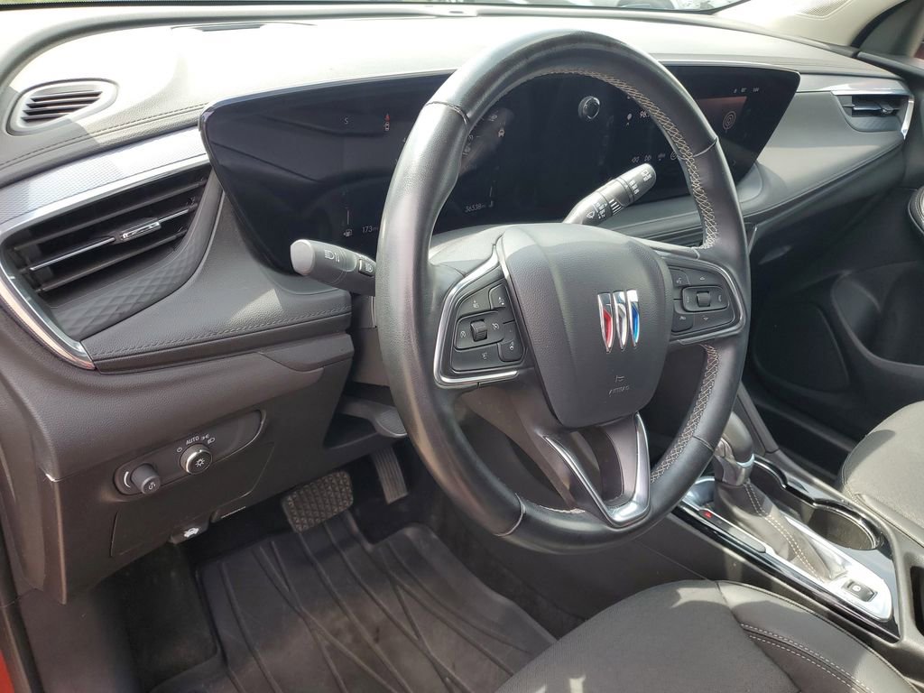 Used 2024 Buick Encore GX Preferred w/ Comfort Package AWD/4WD image 8