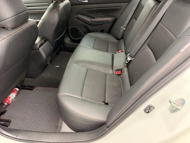 Used 2022 Nissan Altima 2.5 SR image 9