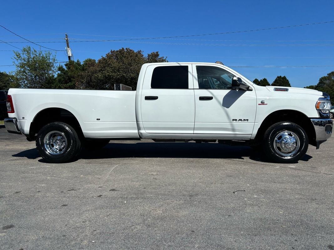 Used 2022 RAM 3500 Tradesman image 3