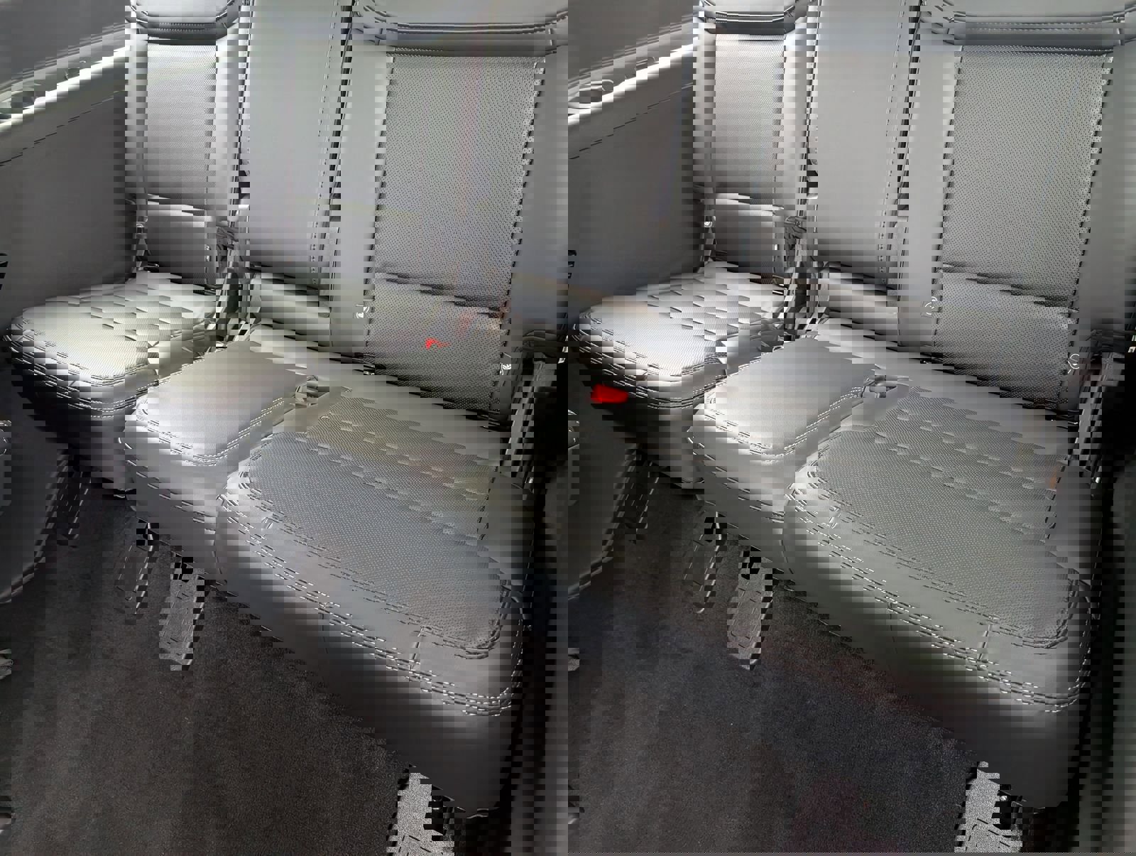 New 2025 Ford Expedition Max Platinum w/ Driver's Package image 30