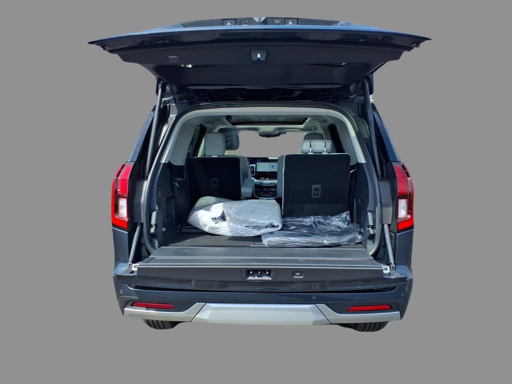 New 2026 Ford Expedition Platinum image 8