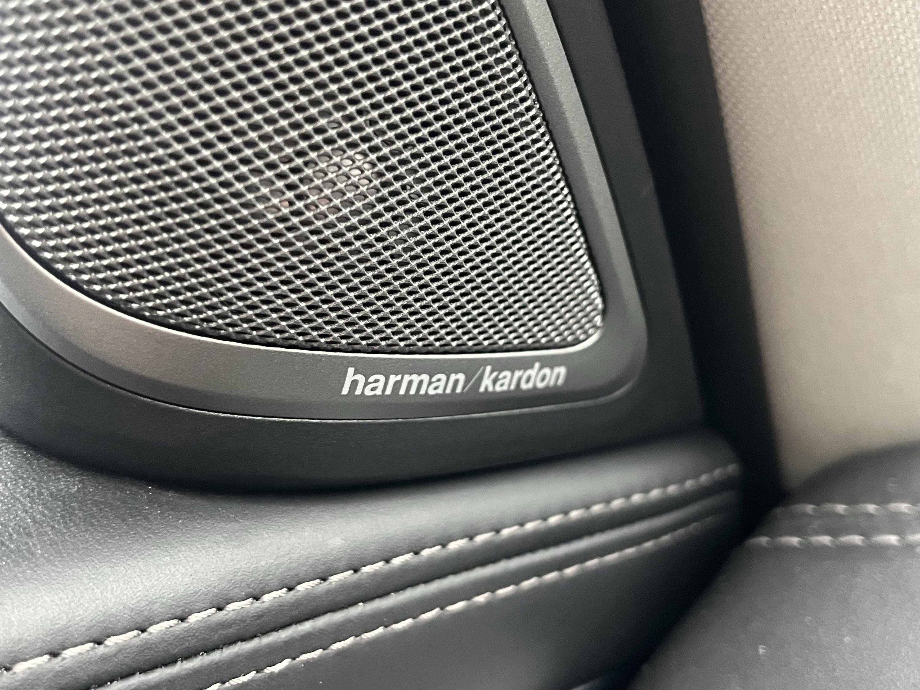 Used 2022 BMW 750i xDrive w/ Executive Package image 15