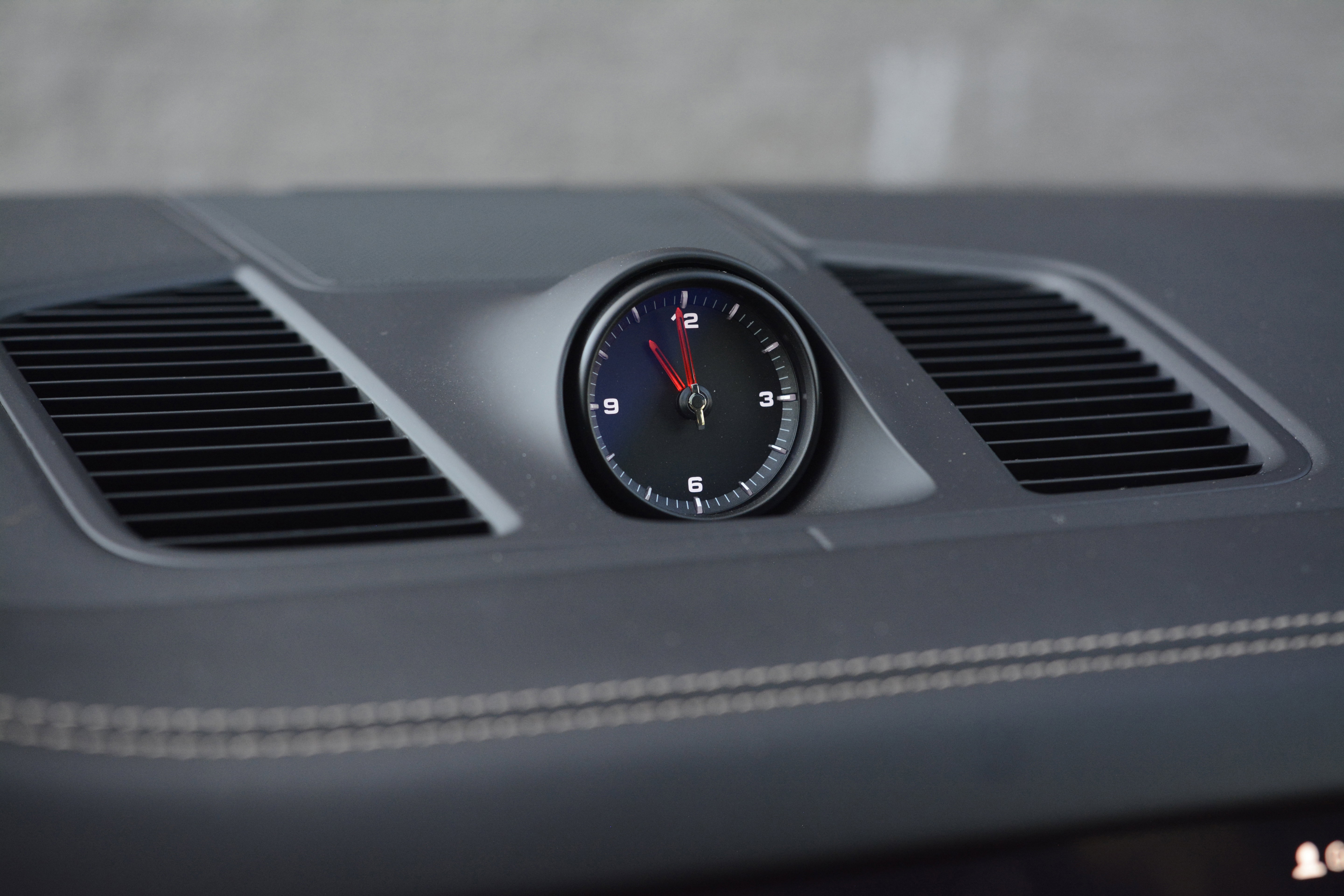 Certified 2023 Porsche Cayenne S Platinum image 22