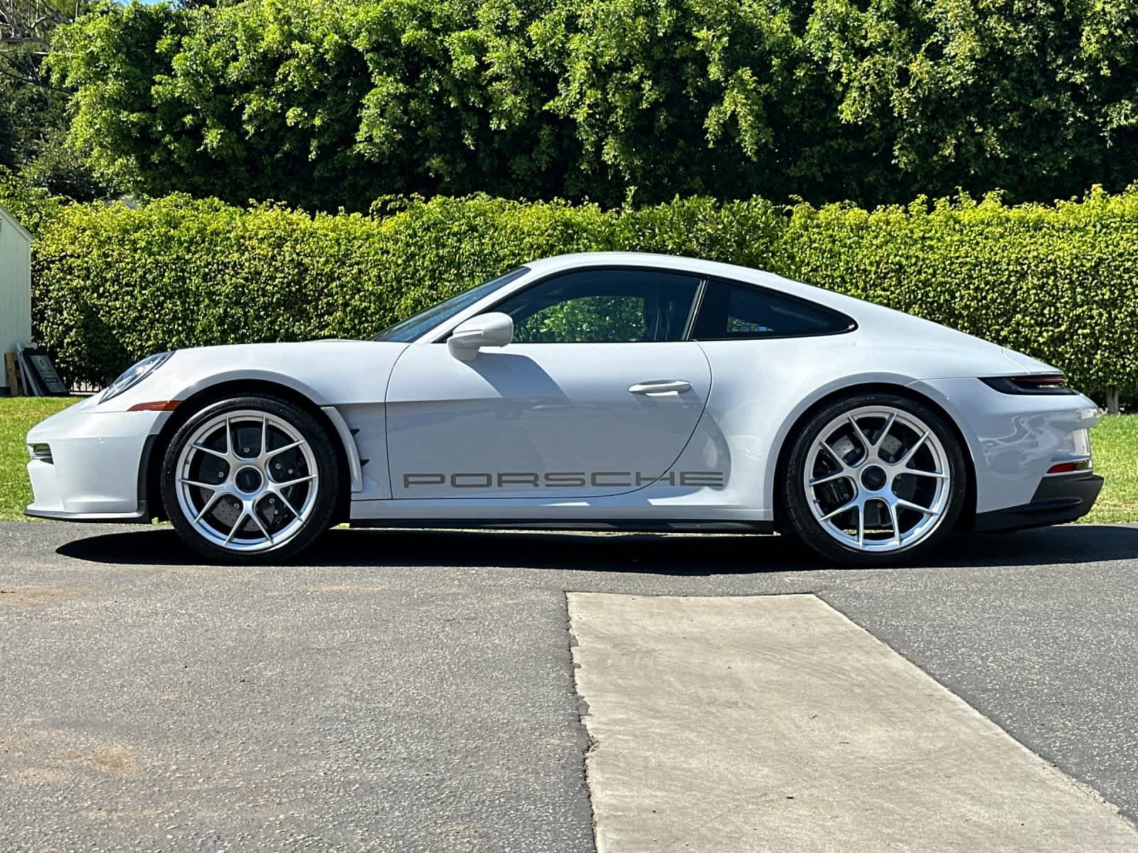 Certified 2024 Porsche 911 GT3 RS RWD image 2